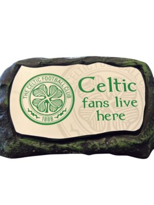 Handcrafted Celtic Football Club Round - club pride. Weatherproof concrete built for Northern Ireland. Order: 07925740898 | NI Delivery
